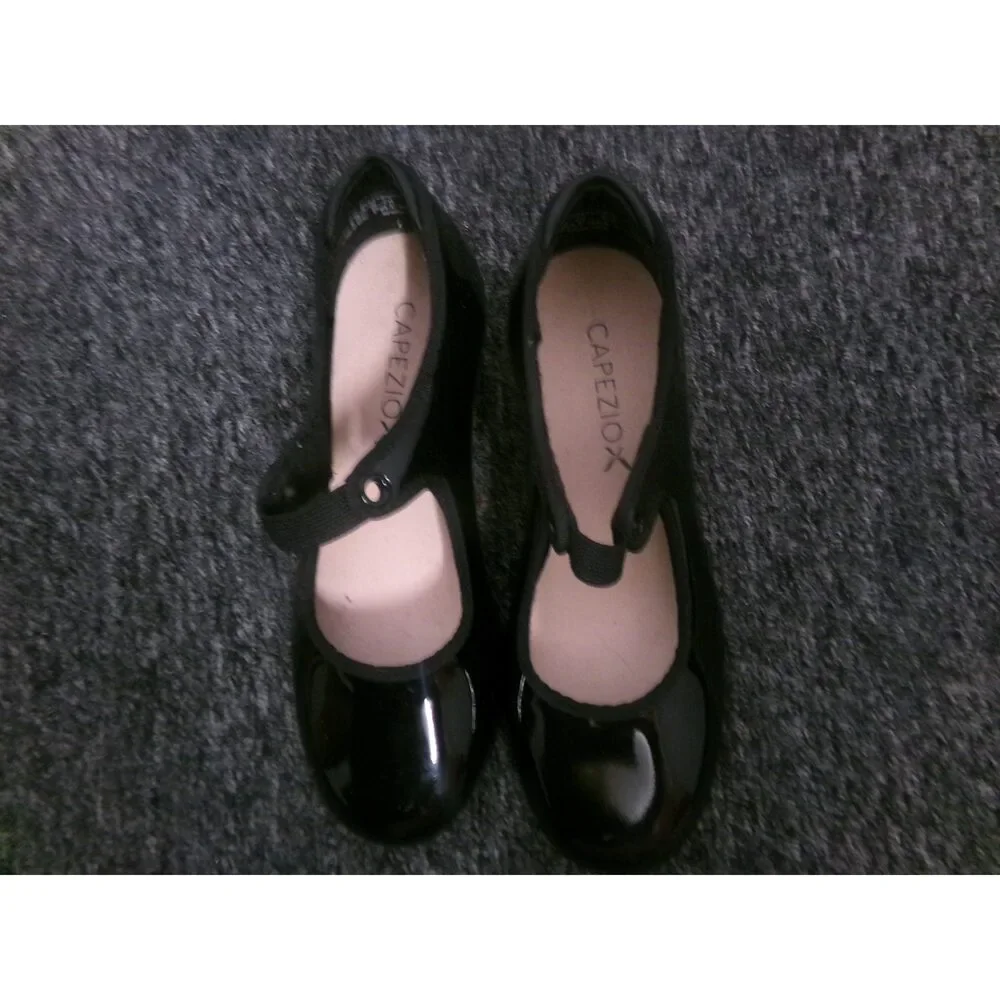 Pre-Owned Dance Tap Shoes Capezio Big Kids 13.5M Tyette Man Made Elastic Student